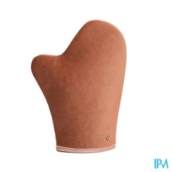 Cocosolis Premium Autobronzant Gant Self Tanning Mitt Application